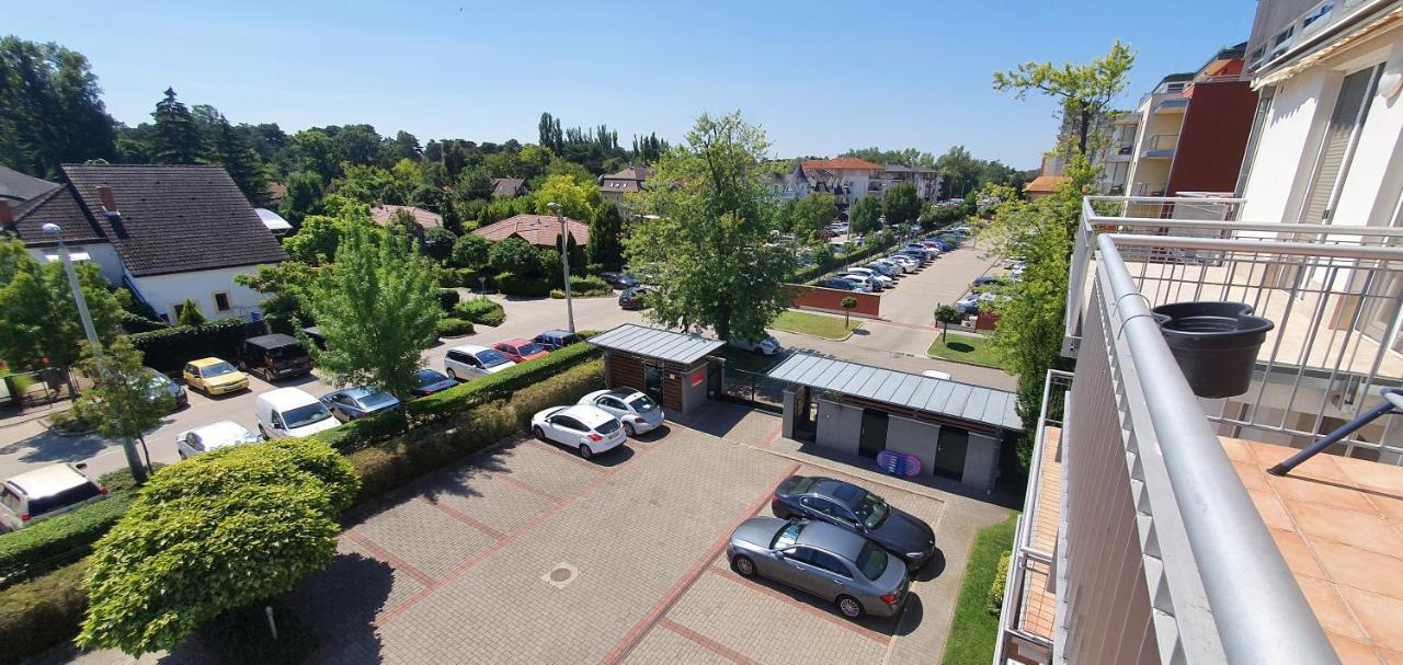 Bazsi Golden Beach Apartman Шиофок Экстерьер фото